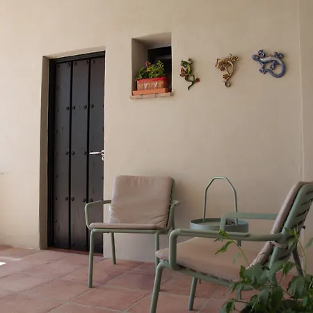 Boutique El Refugio فندق مبيت وإفطار 4*