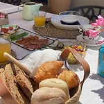 Boutique El Refugio Bed and Breakfast Alcaucín